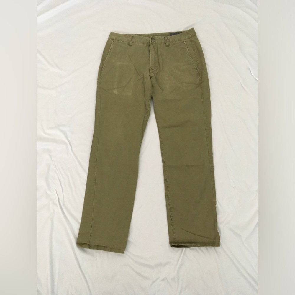 Bonobos 29x28 Chino Twill Slim fit. Green/khaki color.